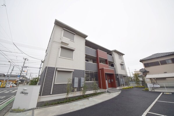 メテオールの物件外観写真